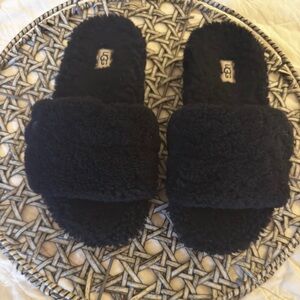 UGG Cozetta Curly Slippers